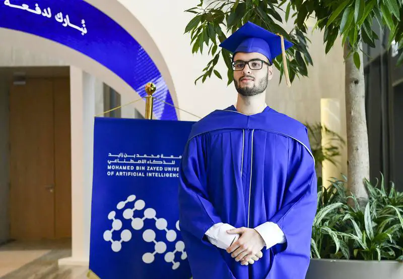 Maksym Bekuzarov se gradúa de la Universidad de Inteligencia Artificial Mohamed bin Zayed.  Khushnum Bhandari / El Nacional